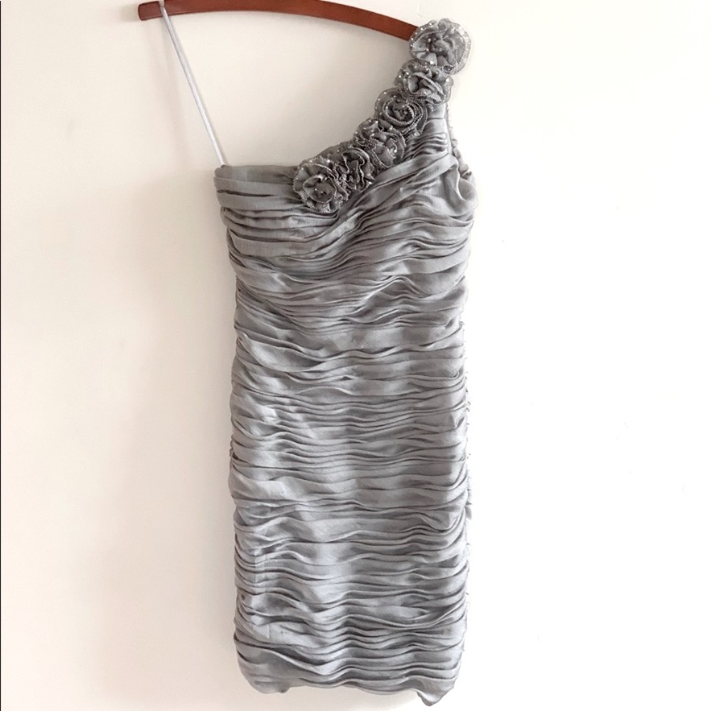 ⭐️ Stunning Silver Ruched One Shoulder Detailed Dress Cocktail Date Night EUC S